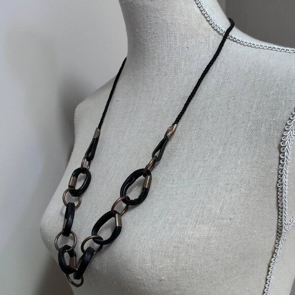 Vintage ‘90s Real Leather, Metal and Rope Necklace - Picture 7 of 8